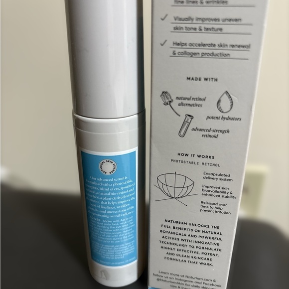 NATURIUM Retinol Complex Serum - 1 oz/30 ml.
For aging skin. - Picture 3 of 6